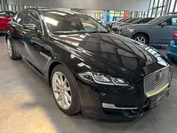 Schwarz Gebraucht 2019 Jaguar XJ Limousine | 35.990 € (Fairer Preis)