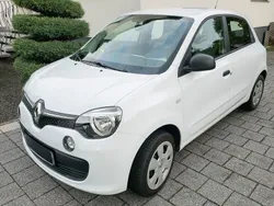 Weiß Gebraucht 2017 Renault Twingo Life Kleinwagen | 7.990 € (Fairer Preis)