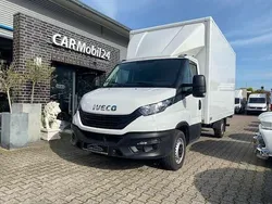 Weiss Gebraucht 2022 Iveco Daily Van | 27.700 € (Teuer)