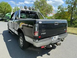 Ford V8