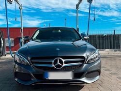 Grau Gebraucht 2015 Mercedes C220 Avantgarde Limousine | 21.500 € (Etwas zu teuer)