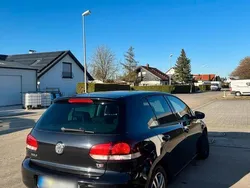 Schwarz Gebraucht 2009 VW Golf VI Limousine | 4.100 € (Fairer Preis)