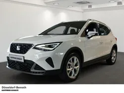 Weiss Gebraucht 2023 Seat Arona FR SUV | 23.650 € (Fairer Preis)
