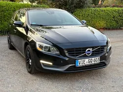 Schwarz Gebraucht 2015 Volvo V60 Business Edition Kombi | 12.500 € (Etwas zu teuer)