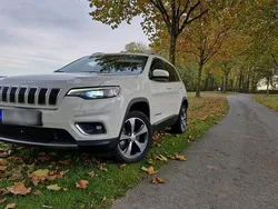 Weiß Gebraucht 2020 Jeep Cherokee Longitude SUV | 23.000 € (Fairer Preis)