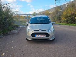 Grau Gebraucht 2013 Ford B-MAX Titanium Van / Kleinbus | 5.999 € (Fairer Preis)
