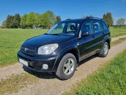 Schwarz Gebraucht 2005 Toyota RAV4 SUV | 3.500 € (Superpreis)
