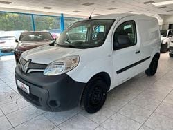 Weiß Gebraucht 2021 Renault Kangoo Rapid Extra Van / Kleinbus | 8.990 € (Superpreis)