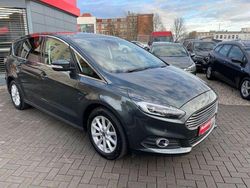 Grün Gebraucht 2016 Ford S-MAX S Van / Kleinbus | 13.890 € (Superpreis)