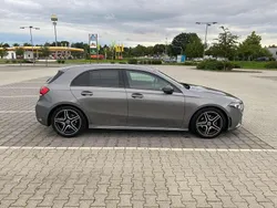 Grau Gebraucht 2019 Mercedes A200 AMG line Kleinwagen | 26.900 € (Fairer Preis)