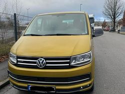 Gold Gebraucht 2019 VW Multivan Highline Van | 44.000 € (Etwas zu teuer)