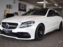 Diamantweiß bright Gebraucht 2018 Mercedes C63S AMG AMG Kombi | 29.400 € (Fairer Preis)