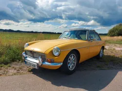 Gelb Gebraucht 1976 MG B GT Coupé | 16.000 €