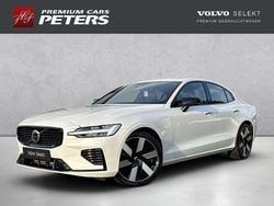 Weiss Gebraucht 2024 Volvo S60 Ultimate Limousine | 41.998 € (Guter Preis)