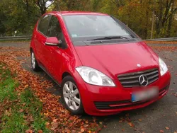 Rot Gebraucht 2012 Mercedes A180 Kleinwagen | 6.800 € (Superpreis)