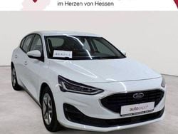 Frozen white Gebraucht 2022 Ford Focus Cool & Connect Kombi | 15.690 € (Guter Preis)