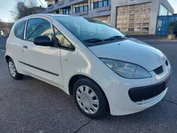 Weiß Gebraucht 2008 Mitsubishi Colt Inform | 1.500 € (Fairer Preis)