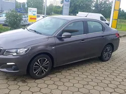 Braun Gebraucht 2017 Peugeot 301 Limousine | 3.800 €