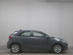 Grau Gebraucht 2021 Kia Rio Vision Limousine | 10.980 € (Guter Preis)
