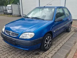 Blau Gebraucht 2003 Citroën Saxo Tonic Kleinwagen | 649 € (Fairer Preis)