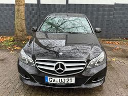 Schwarz Gebraucht 2017 Mercedes E250 Limousine | 18.990 € (Guter Preis)