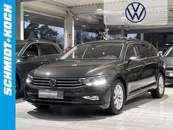 Grau Gebraucht 2022 VW Passat Business Kombi | 25.990 € (Fairer Preis)