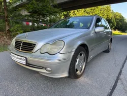 Grau Gebraucht 2002 Mercedes C320 Avantgarde Kombi | 999 € (Superpreis)