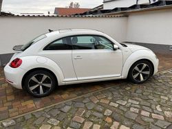 Weiß Gebraucht 2012 VW Beetle Edition Limousine | 8.800 € (Guter Preis)