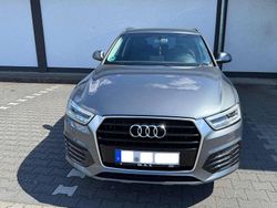 Grau Gebraucht 2016 Audi Q3 SUV | 17.500 € (Fairer Preis)