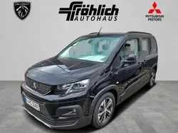 Perla nera schwarz metallic Gebraucht 2024 Peugeot e-Rifter GT Van / Kleinbus | 30.990 € (Etwas zu teuer)