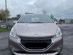 Gebraucht 2012 Peugeot 208 Allure Kleinwagen | 4.900 € (Guter Preis)