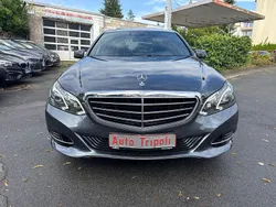 Grau Gebraucht 2016 Mercedes E300 Limousine | 19.990 €