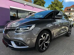 Grau Gebraucht 2019 Renault Scénic IV Bose Edition Van / Kleinbus | 12.990 € (Fairer Preis)