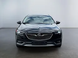 Onyx schwarz onyx schwarz Gebraucht 2018 Opel Insignia Country Tourer Kombi | 25.066 € (Etwas zu teuer)