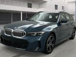 Blau Gebraucht 2025 BMW 330 M Sport Kombi | 39.550 € (Guter Preis)