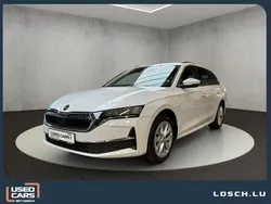 Weiß Gebraucht 2024 Skoda Octavia Selection Limousine | 33.490 € (Fairer Preis)
