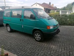Grün Gebraucht 1992 VW T4 Van | 5.000 €