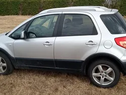 Silber Gebraucht 2007 Fiat Sedici SUV | 1.900 € (Teuer)