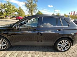 Schwarz Gebraucht 2016 VW Tiguan Trendline SUV | 16.000 € (Guter Preis)