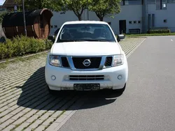 Weiß Gebraucht 2010 Nissan Pathfinder XE SUV | 6.900 € (Superpreis)