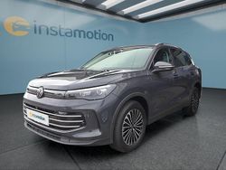 Grau Gebraucht 2025 VW Tiguan SUV | 40.849 € (Teuer)