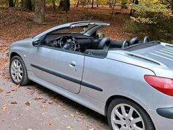 Silber Gebraucht 2001 Peugeot 206 CC Cabrio | 1.300 € (Fairer Preis)