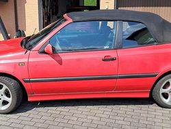 Rot Gebraucht 1994 VW Golf Cabriolet Cabrio | 1.111 €