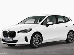 Weiß Gebraucht 2024 BMW 216 Active Tourer Luxury Line Van / Kleinbus | 28.309 € (Fairer Preis)