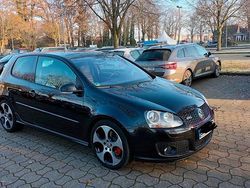 Schwarz Gebraucht 2005 VW Golf V GTI Kleinwagen | 5.000 €