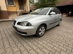 Silber Gebraucht 2005 Seat Ibiza Limousine | 899 € (Guter Preis)