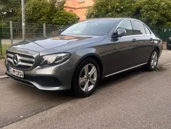 Grau Gebraucht 2017 Mercedes E200 Avantgarde Limousine | 24.500 € (Fairer Preis)