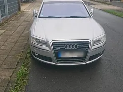 Silber Gebraucht 2007 Audi A8 Limousine | 9.800 € (Fairer Preis)
