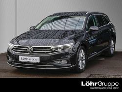 Deep black perleffekt Gebraucht 2022 VW Passat Elegance Kombi | 28.480 € (Etwas zu teuer)