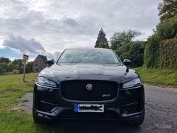 Schwarz Gebraucht 2016 Jaguar F-Pace R-Sport SUV | 21.000 € (Guter Preis)